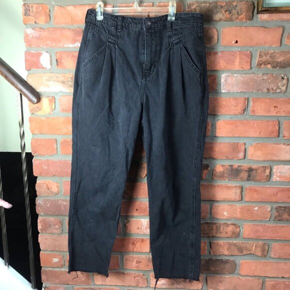 Hollister Ultra High Rise Mom Jeans Pockets Zip Fly Raw Hem Dark Wash Cotton 28 - Picture 2 of 13